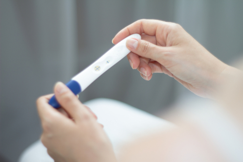Alerta por la venta ilegal de tests de embarazo en internet